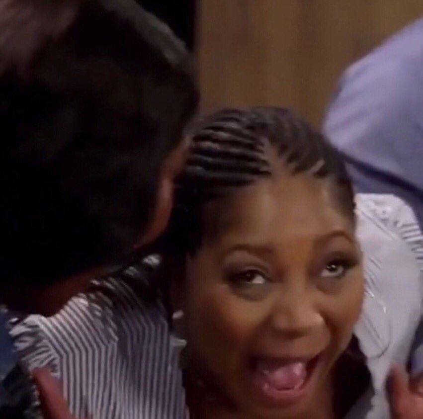 Farrah’s Luggage tweet media