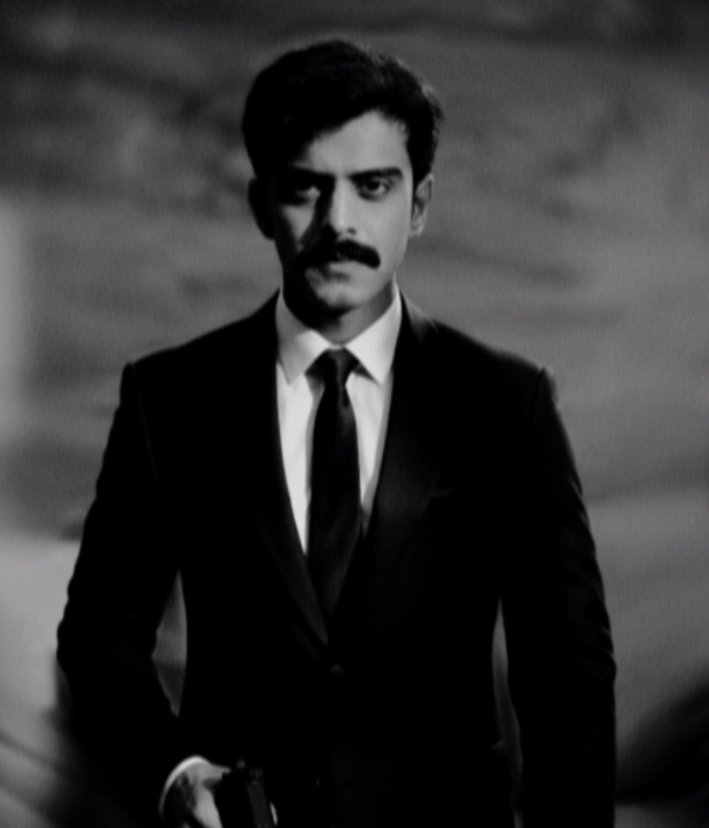 نويـّر tweet media