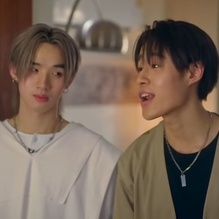 ARIel RANG tweet media