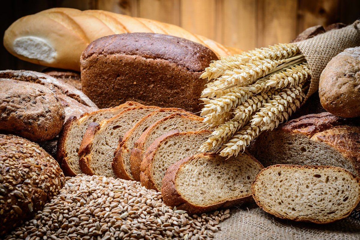CookingClassSG's tweet photo. 🍞✨ Ready to learn the art of bread-making? Join the Fun Bread Making Class at https://t.co/4cEJusjRjz! Perfect for beginners &amp; pros alike. 🧑‍🍳👩‍🍳 Create your own fresh bread and take home delicious results! #BreadMaking #BakingFun #CookingClass #Singapore https://t.co/hk19kUvYO8