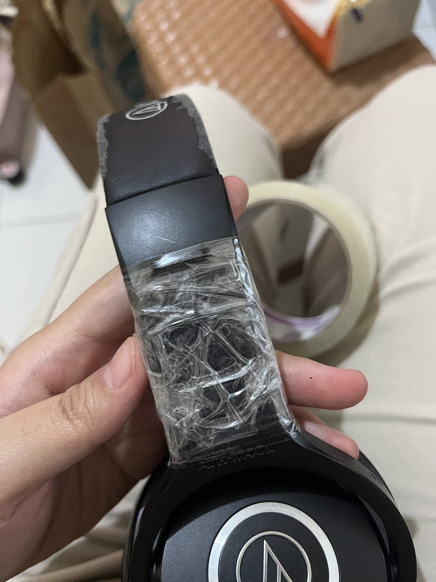 Derra | COMMS OPEN ON VGEN tweet media