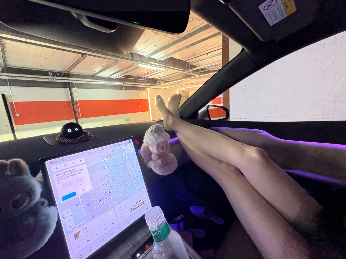 我和太太陈脂虎 tweet media