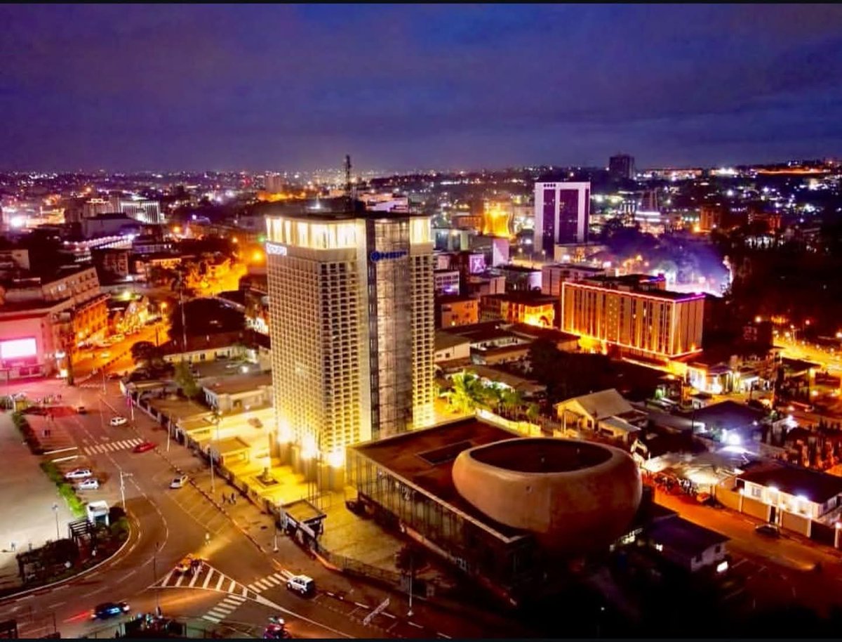 FGrenville_A's tweet photo. Yaoundé; Capital city of 237 🇨🇲 by night📍
Had to do the night version because if the daylight was switched on, we might have a different opinion about the city. 

Fun fact: No generator was on at the time of taking these photos. https://t.co/iMUMxvpOrf