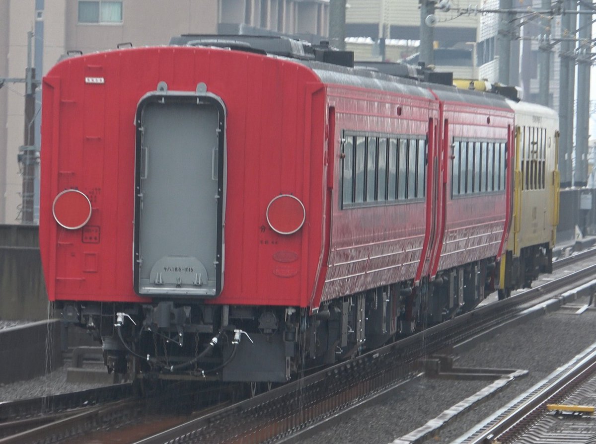 ソニッカー883 tweet media