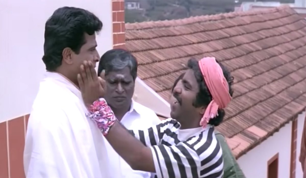 ShivSendhil's tweet photo. ஆண்டவர் பரிதாபங்கள்..
டே கண்ணா, ஹிஸ்டரில நின்னுட்டே டா ...
#Kamalhaasan https://t.co/nr9K6hZnV1