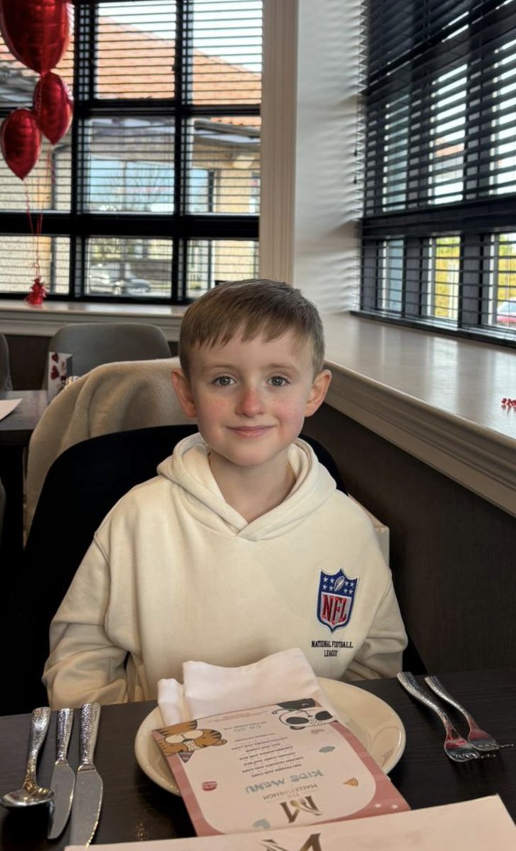 Niven and Lord Mac tweet media