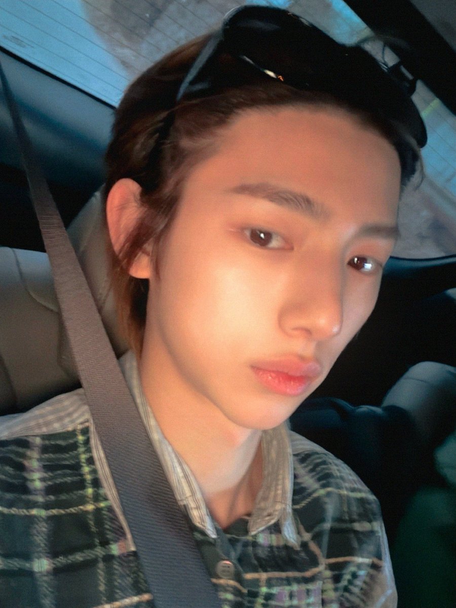 another me tweet media