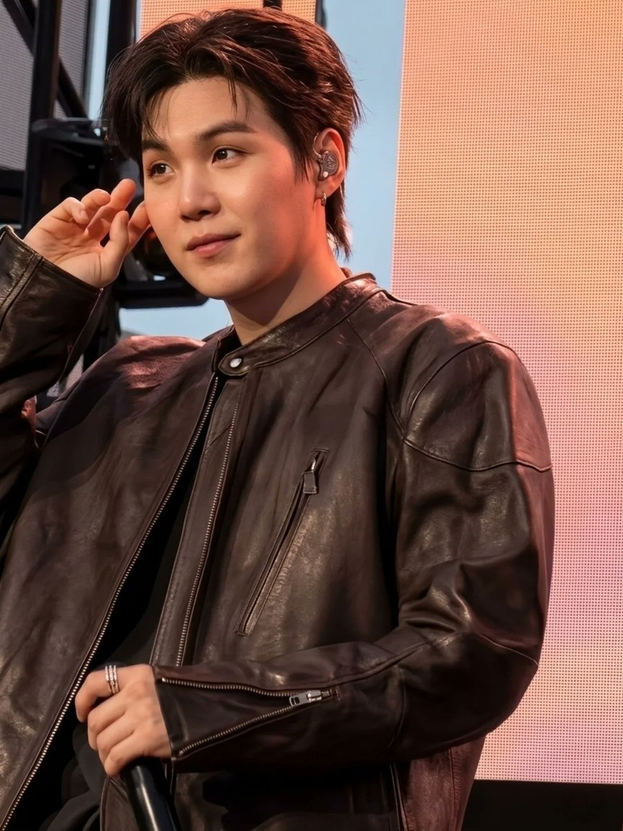 윤기SUGA tweet media