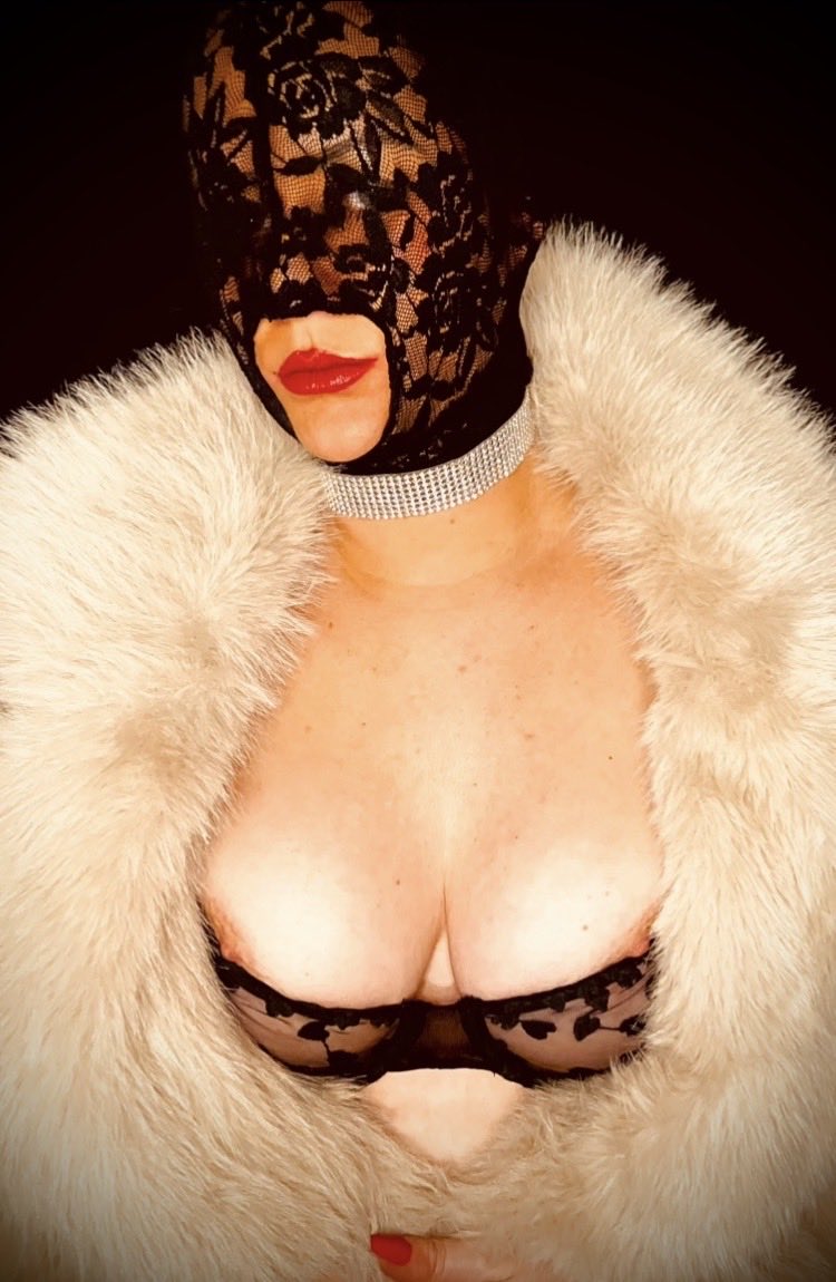 AnastasiaT tweet media