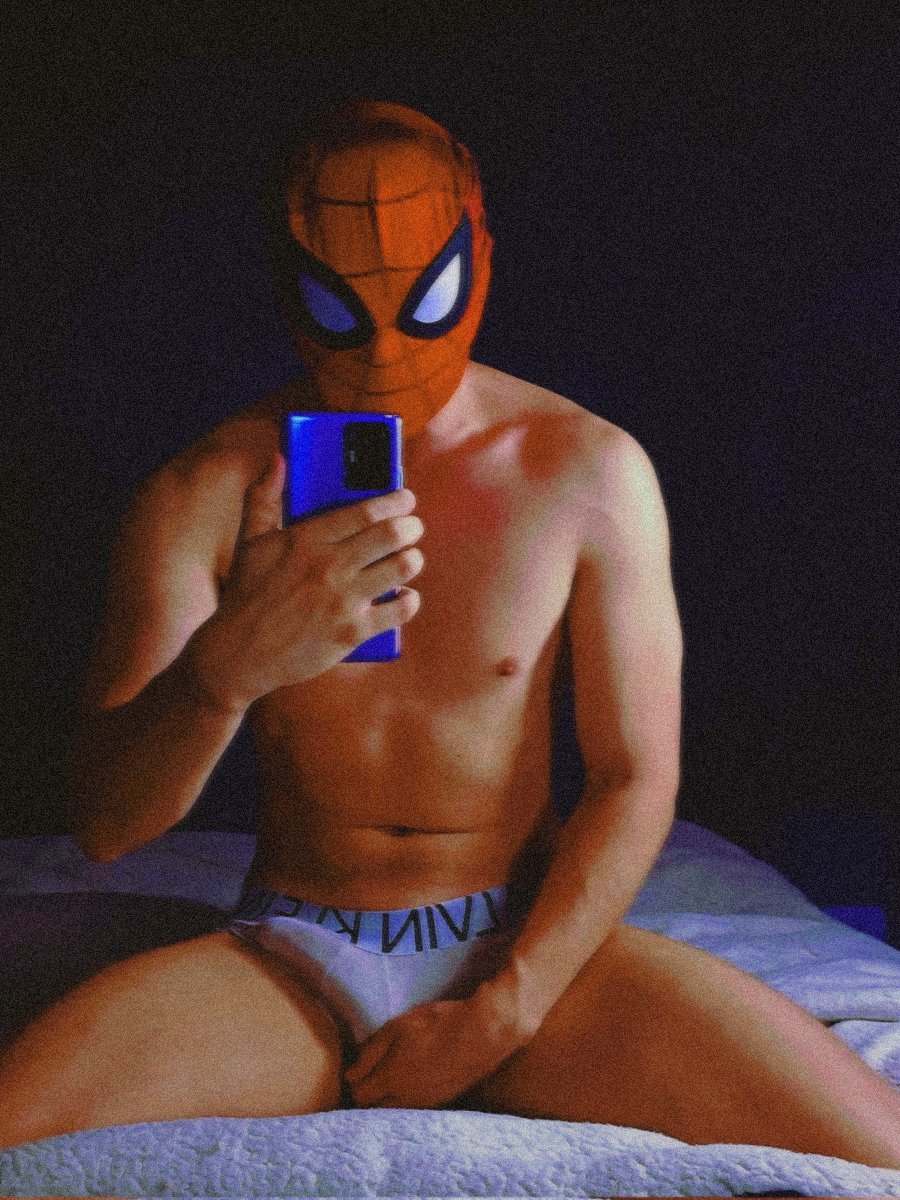 Parker, P. tweet media