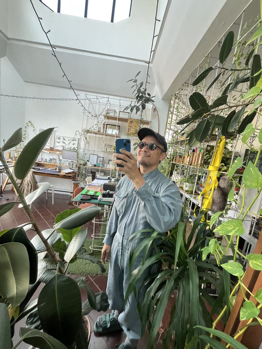 beaver in eternal dam nation 🚧👷🏽‍♂️🏢🔨🪚📐 tweet media