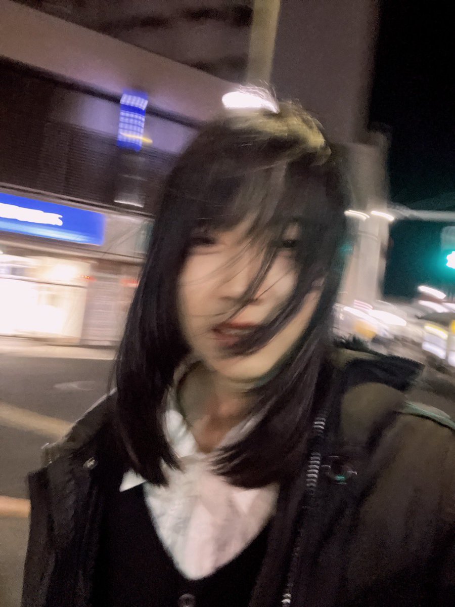 サノス ユクトモ tweet media