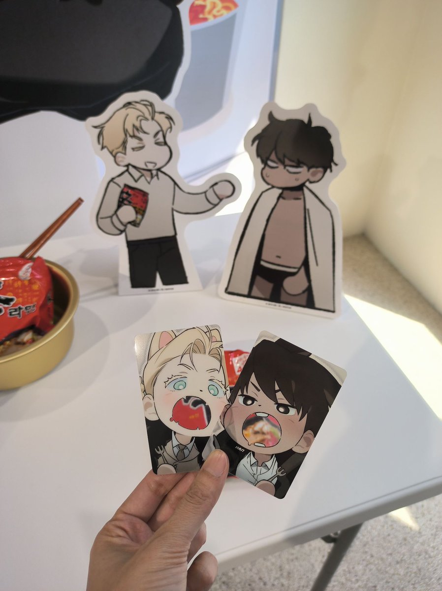 มัมหมีน้องไก่ซ่า(หิ้วงานหนังสือ,รับดีลเกา,จีน) tweet media