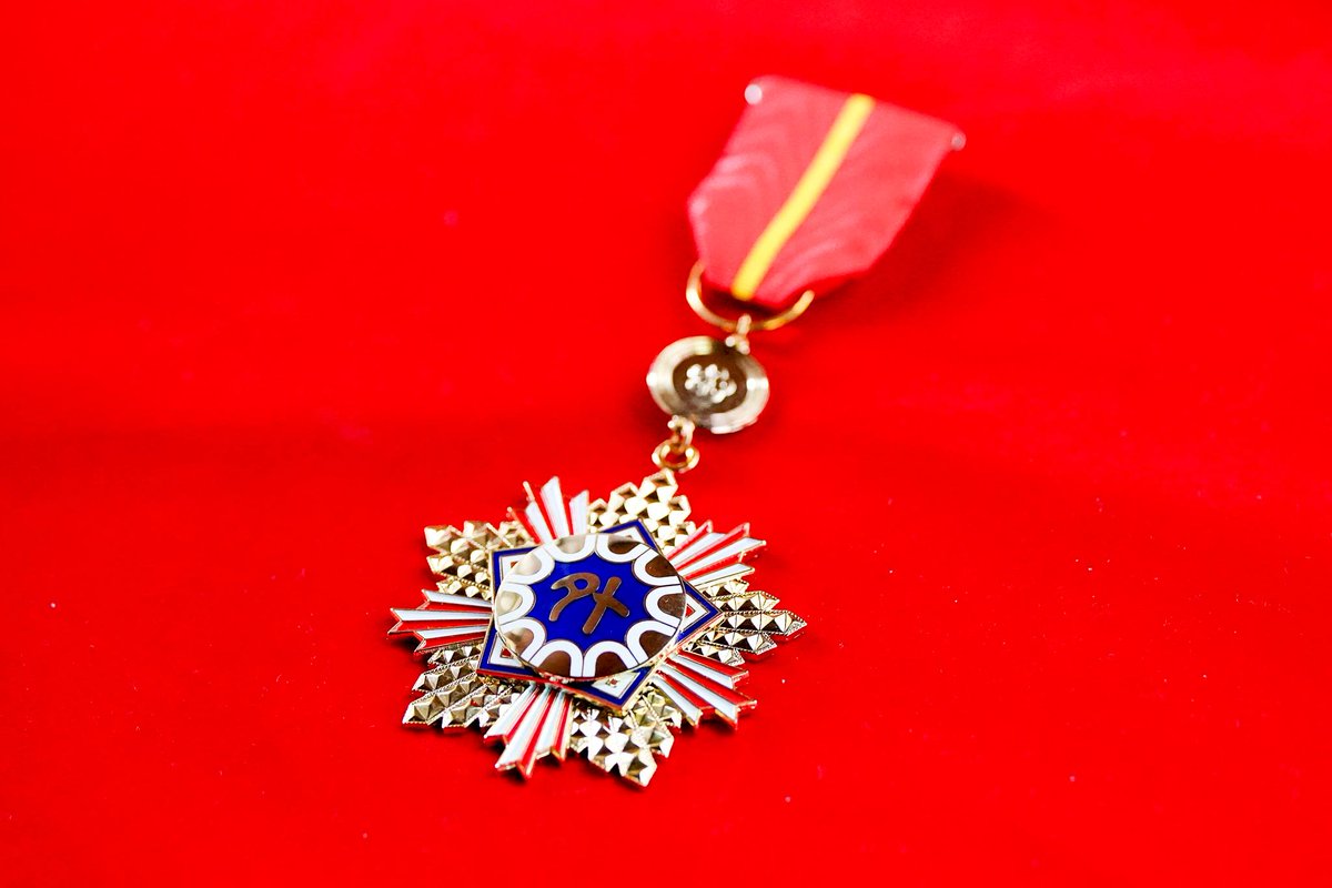 Médaille De L'Association Internationale Des Parlementaires De Langue Française - Bronze 1978