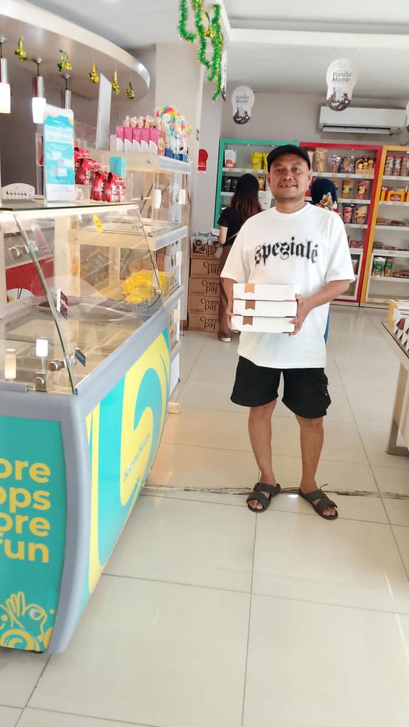 sadar diri tweet media