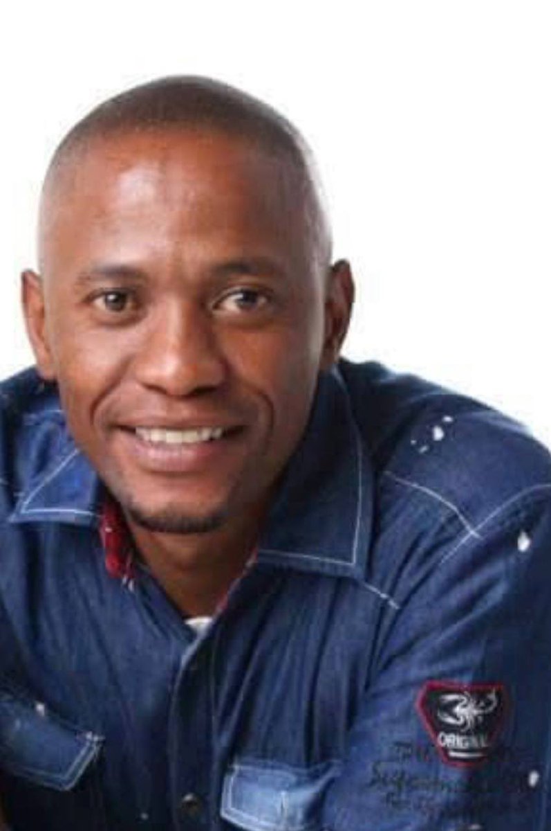 Man’s NOT Barry Roux tweet media