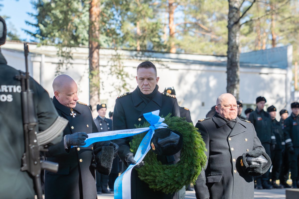 Raja- ja merivartiokoulu tweet media