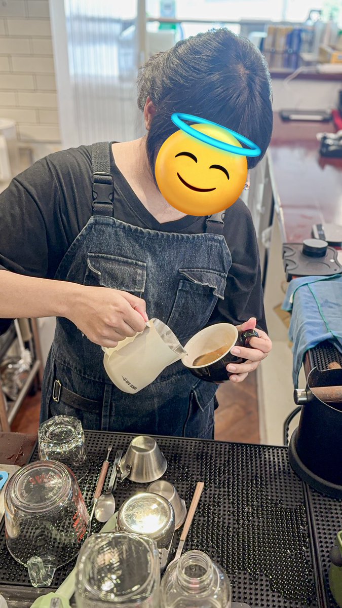 P A P U N tweet media