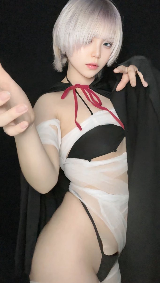 kaworu_0331's tweet photo. おはようございます☀️
今日は20:00にインスタ投稿とFantia‼️

この後Fantiaの宣伝するね〜👻 https://t.co/ymGgeCcI7k