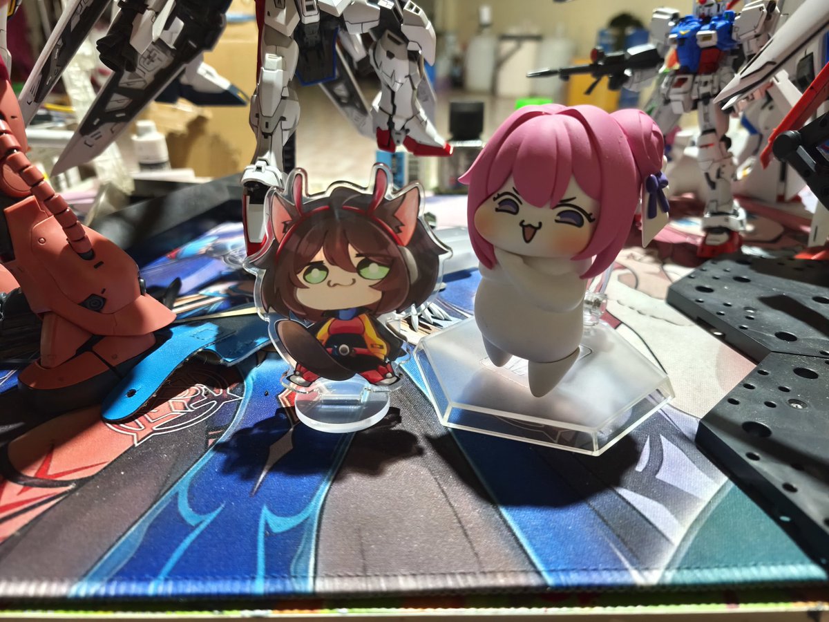 NiceAnimeR2 tweet media