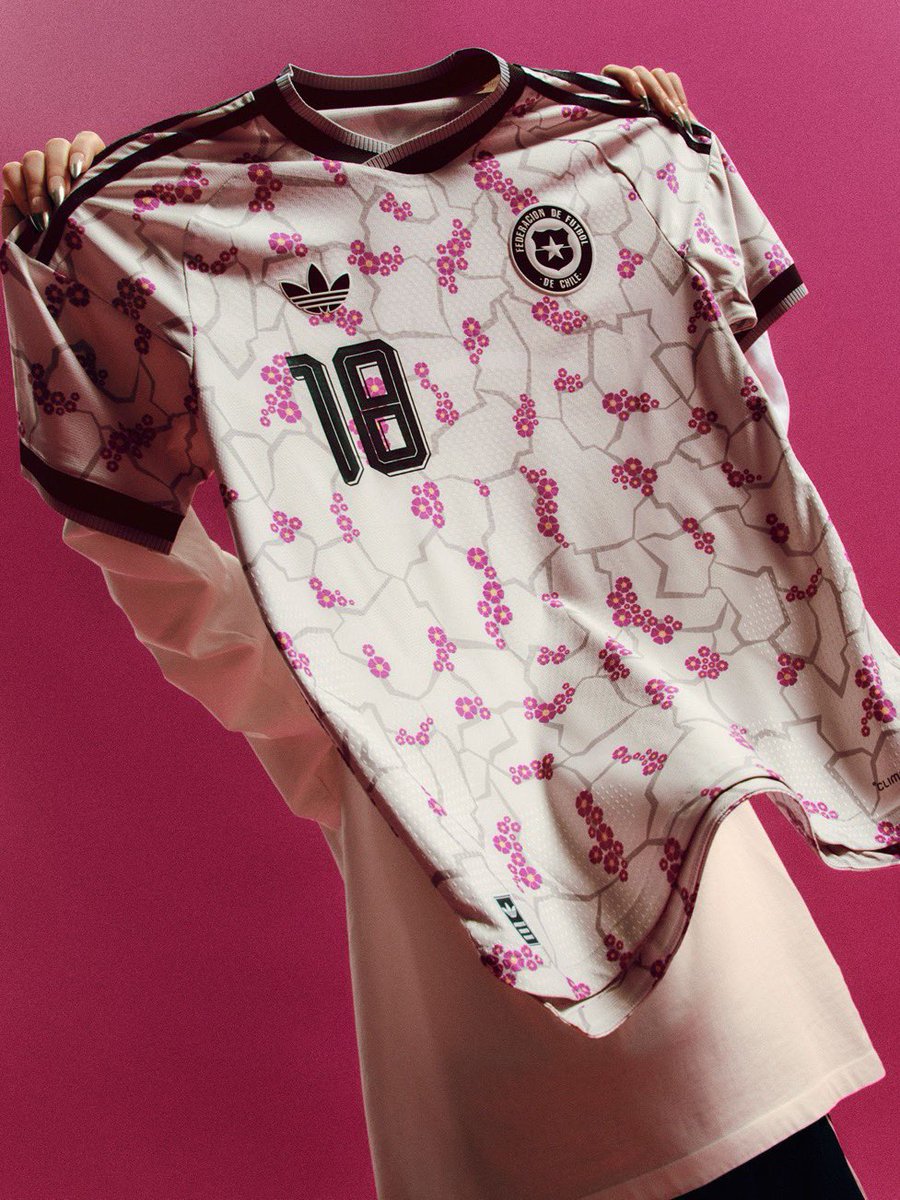 وَثب tweet media