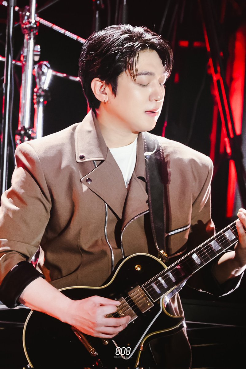 𝟖𝟎𝟖 tweet media