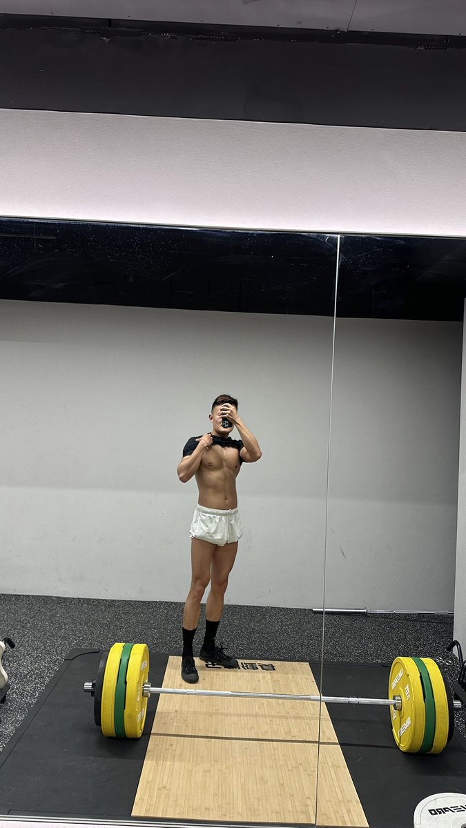 天蝎♏️ tweet media