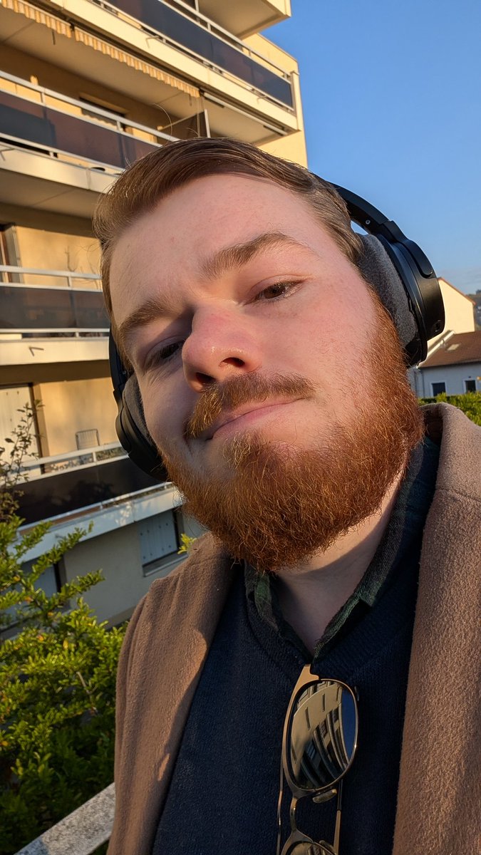 AkaIRL 秦朗 tweet media