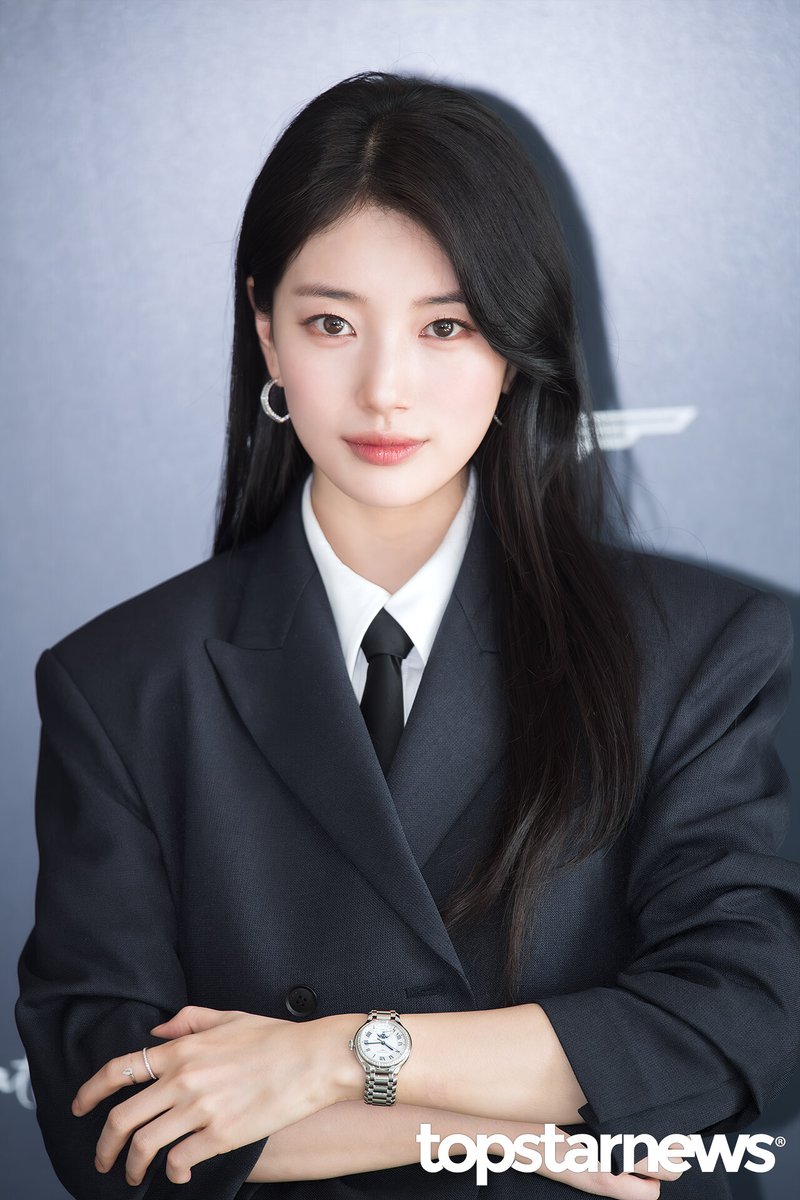 이번 론진 수지 ㅈㄴ 잘생김.........