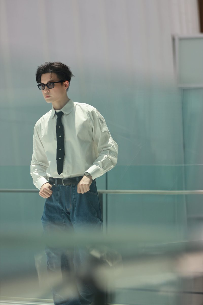 B Acequad tweet media