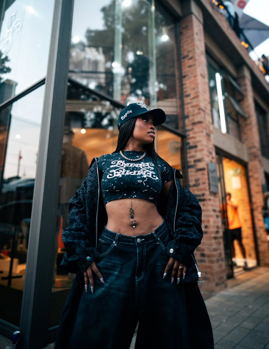 ❄️: <a href="/Empire_CSA/">Empire Clothing SA</a>