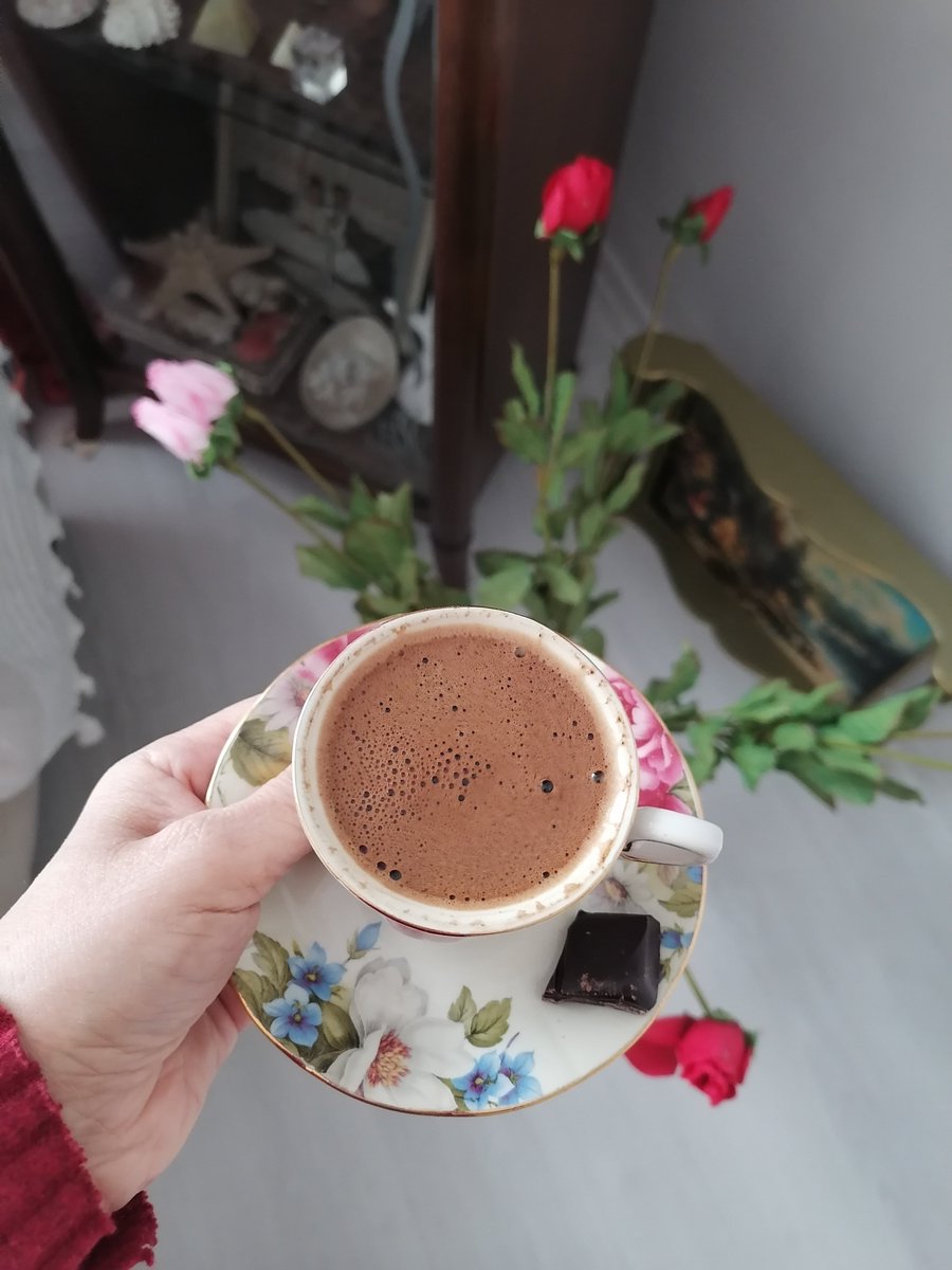 Yasemin Özkan tweet media