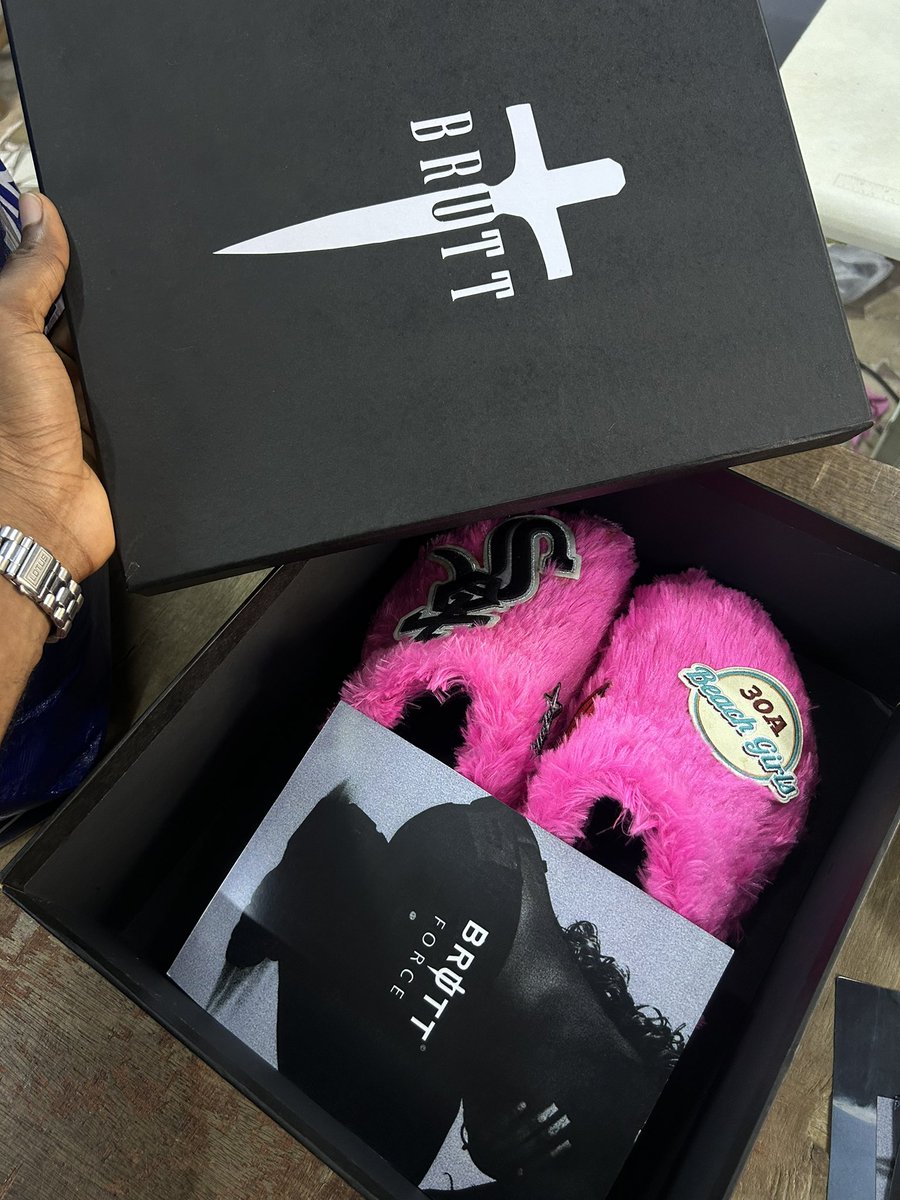 Lord Pius tweet media