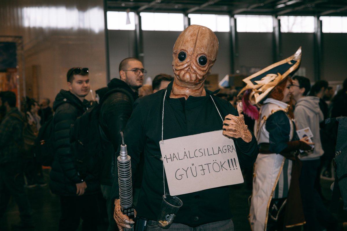 Dᴀɴɪᴇʟ 🦊 |  tweet media