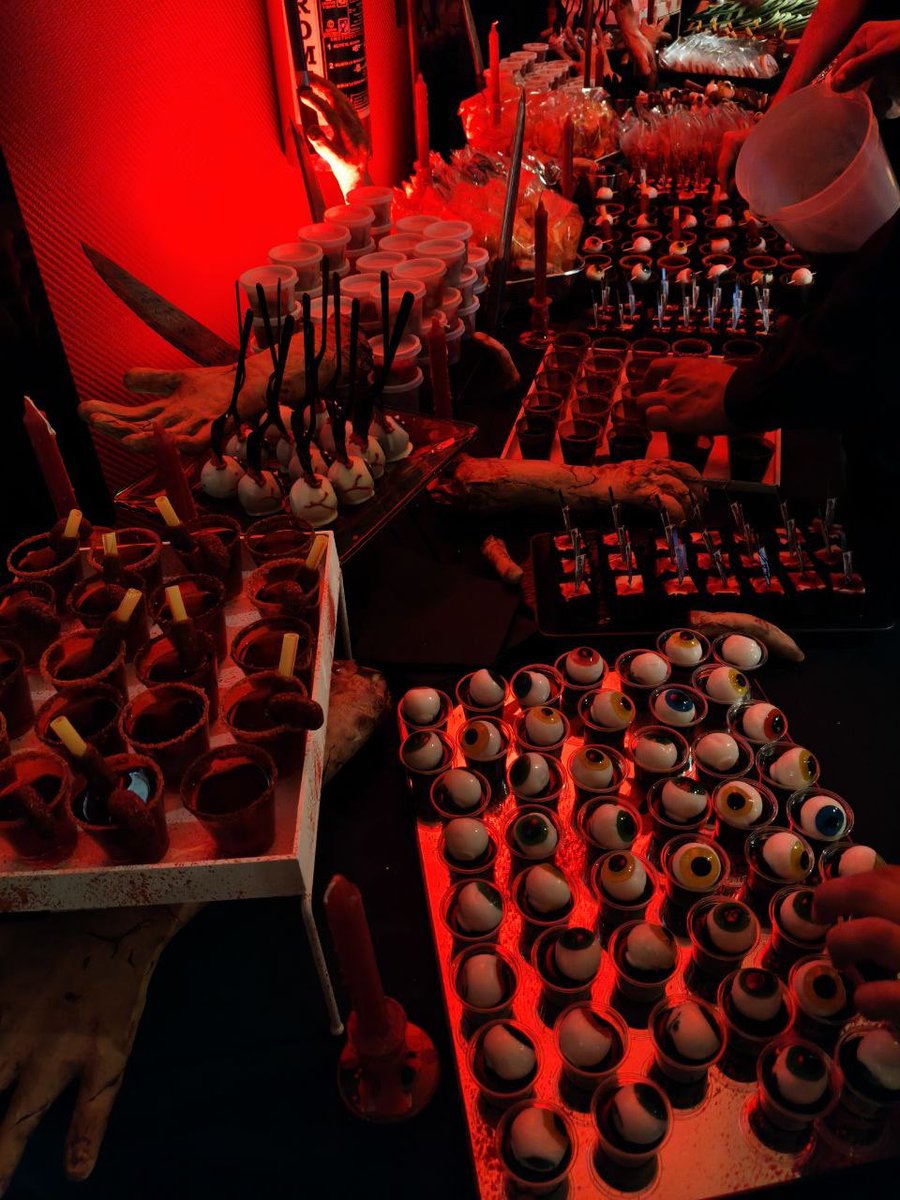 MAXIMILIANO tweet media