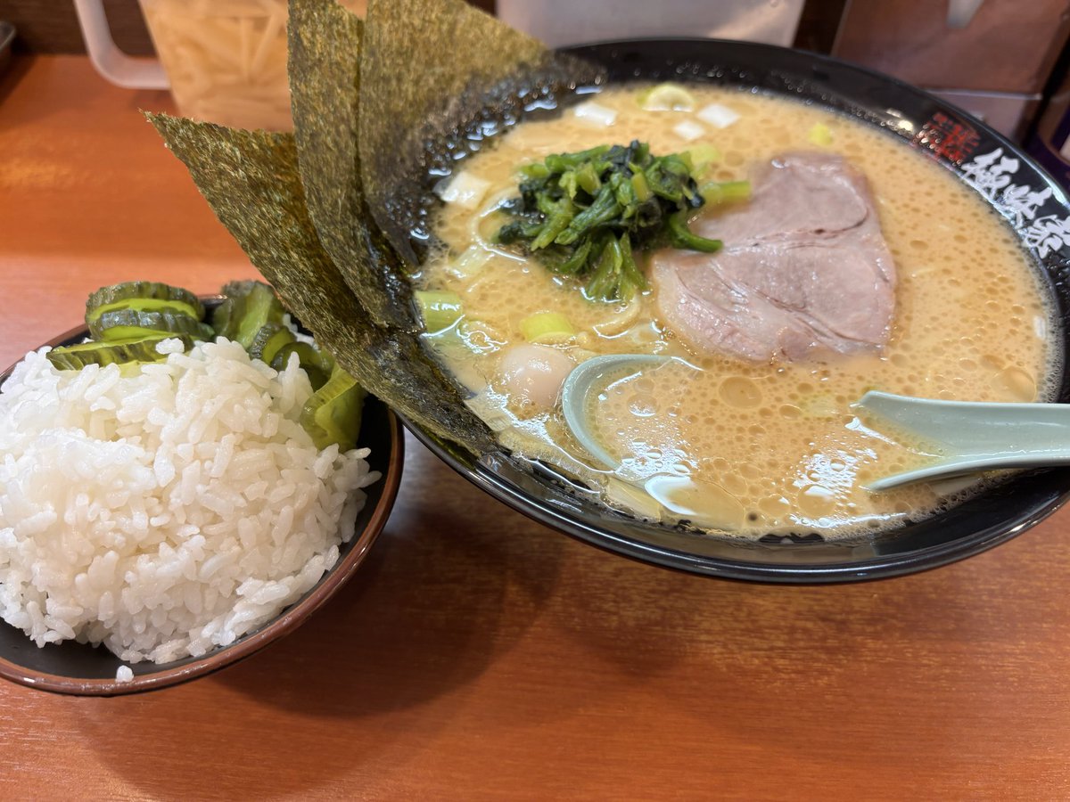 しょうくーる tweet media