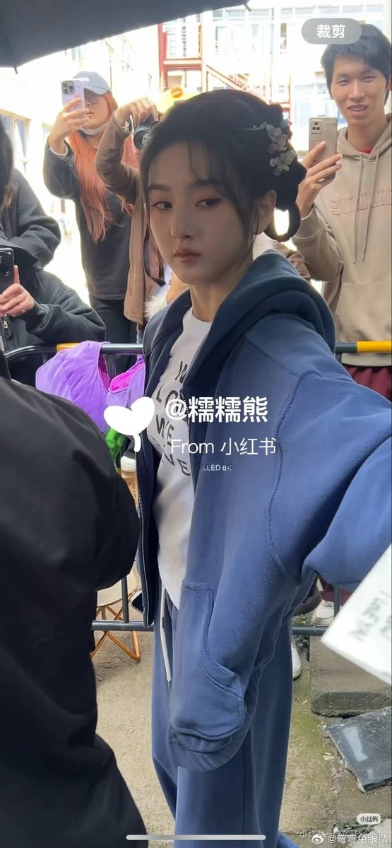 露珠 S tweet media