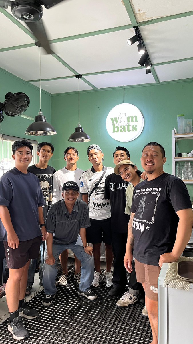 Laurentius nawang tweet media