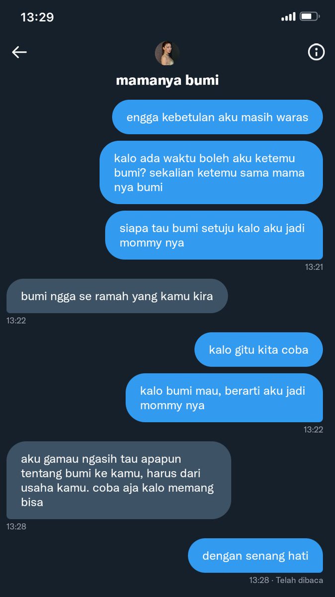 esterjoy tweet media