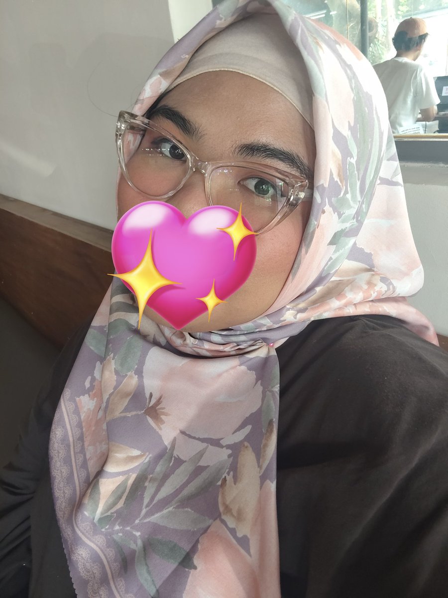 naomi 🎀 tweet media