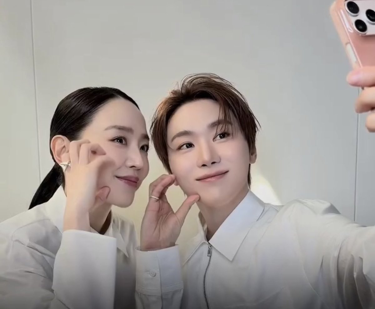 seungkwan and shin haesun took selcas! 🤍