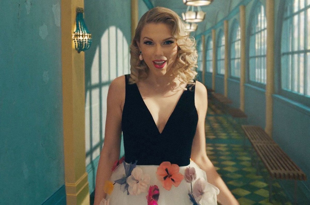 The Swift Society tweet media