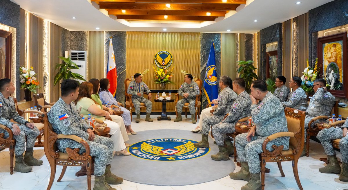 Philippine Air Force tweet media