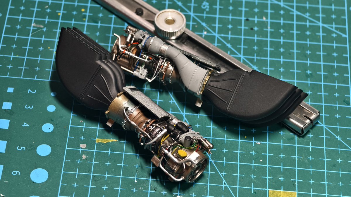 LukeW1203's tweet photo. 1/35 ah64e 阿帕奇武装直升机进度 https://t.co/utoiCx1vo0