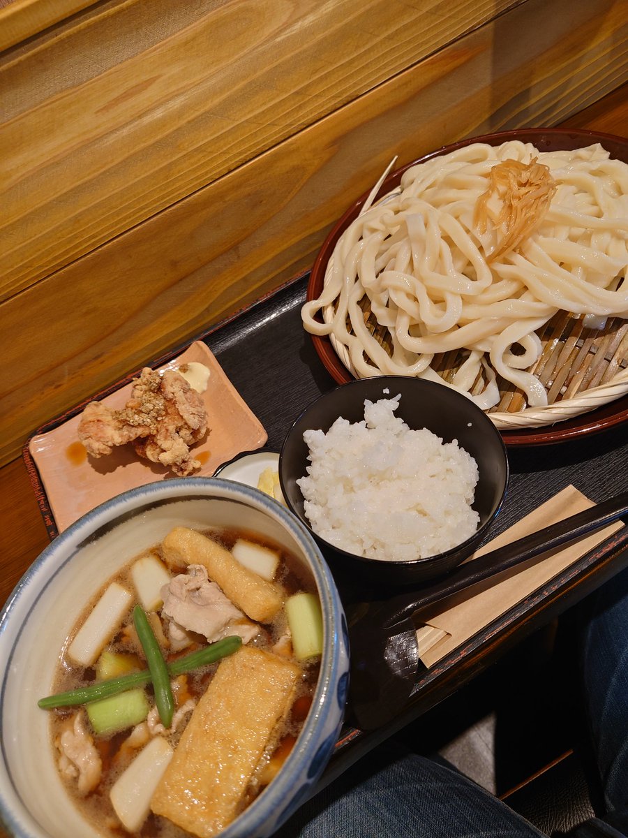 よ っ す ぃ ️️ tweet media