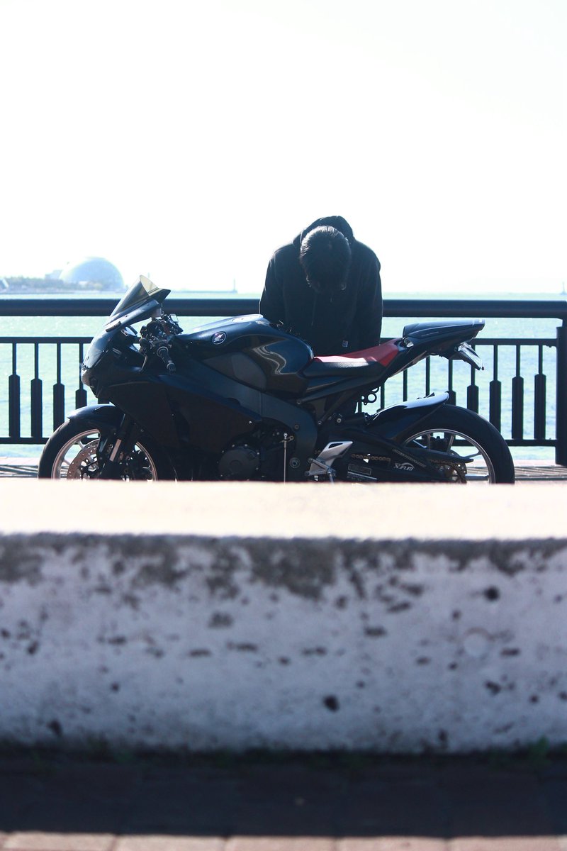 _sc59cbr's tweet image. 21になってたので更新

性別: 🚹
年齢: 21
🏠: 大阪
🏍: CBR1000RR SC59

今年で学生ラストです😇😇😇

#バイク乗りとして軽く自己紹介 
#cbr1000rr #cbr #センダボ