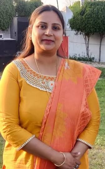 SirManojYadav's tweet photo. असमोली विधानसभा से तीन बार कि विधायक  आद. श्रीमती @PinkiYadavMLA जी को जन्मदिन की बहुत बहुत सारी शुभकामनाएं और बधाई। ईश्वर आपको दीघार्यु करें एवं स्वस्थ और खुशहाल रखें। https://t.co/CRpykcxKdt