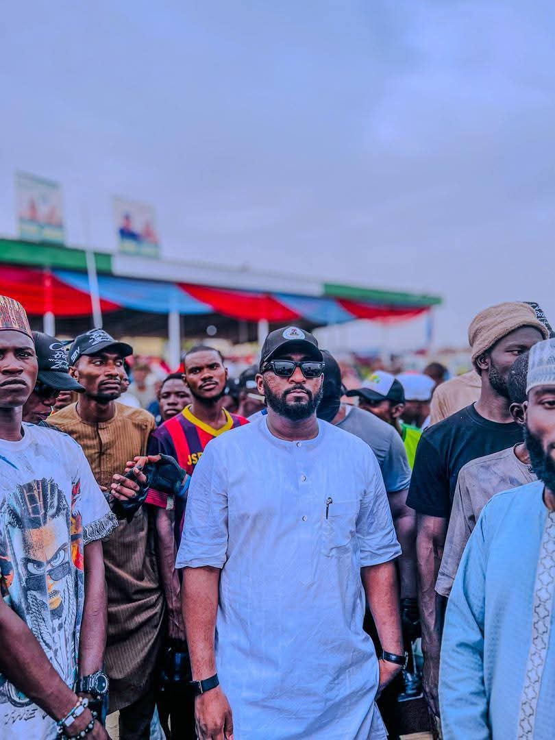 Ahmad_Tijee's tweet photo. The City Boy Movement Zamfara State, under the leadership of Hon. Sufyan Bashir Yuguda, proudly announces the successful participation of its members in the historic event marking the official reception of His Excellency, Dr. Dauda Lawal, into the All Progressives Congress (APC). https://t.co/7kF8kTjU2Z