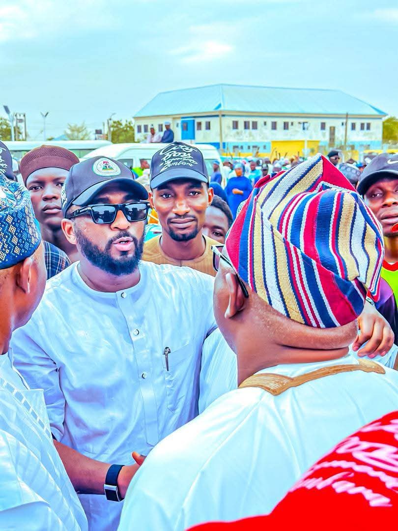 Ahmad_Tijee's tweet photo. The City Boy Movement Zamfara State, under the leadership of Hon. Sufyan Bashir Yuguda, proudly announces the successful participation of its members in the historic event marking the official reception of His Excellency, Dr. Dauda Lawal, into the All Progressives Congress (APC). https://t.co/7kF8kTjU2Z
