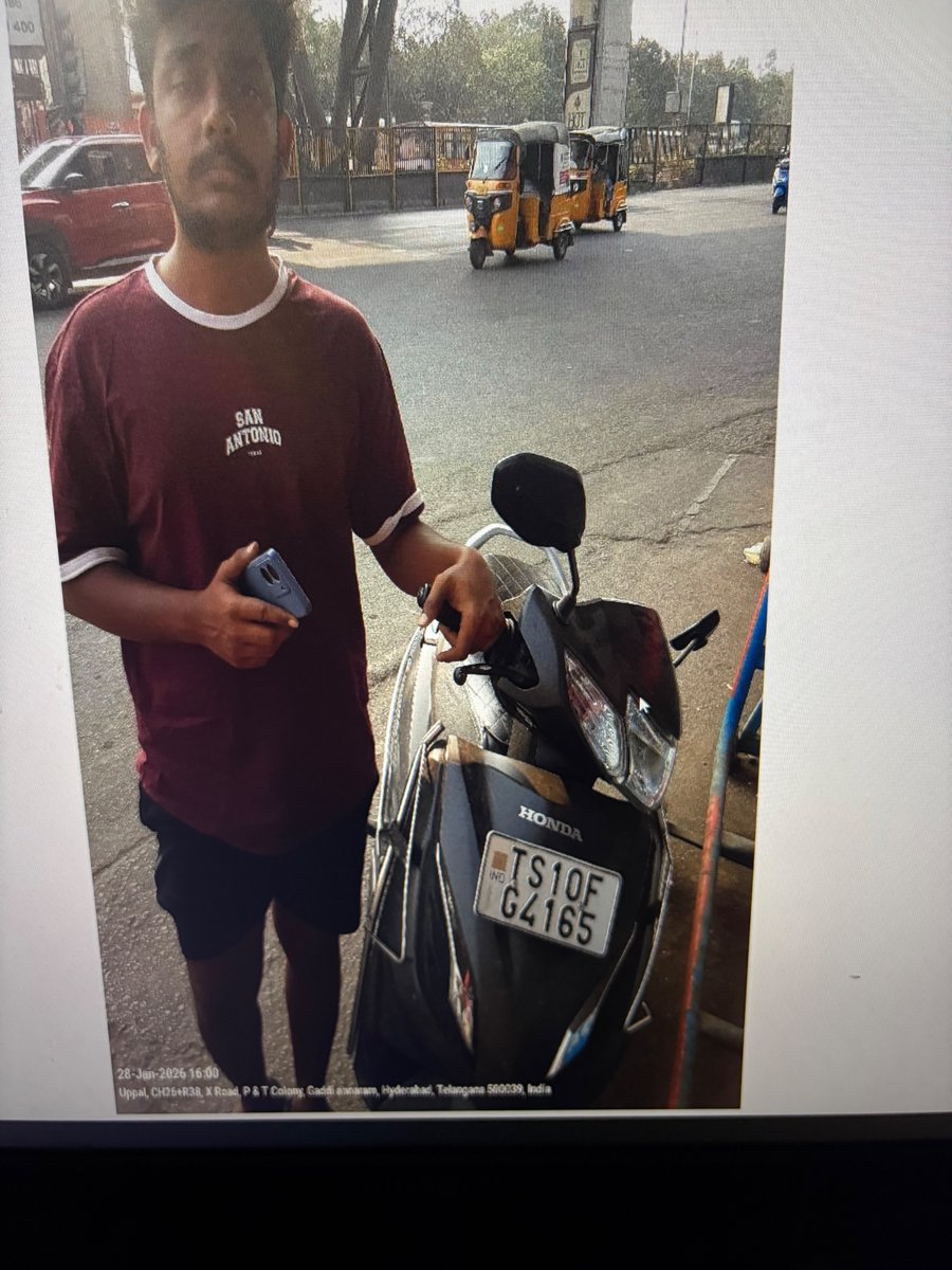 pralrocks's tweet photo. @HYDTP 
it is stupid that i am being charged for a spelling mistake in registration number ts10fg4165 and is recognised as ts10fc4165 .Please make sure challan is removed on me. I am registered and challan is on the vehicle ts10fc4165 https://t.co/AnIOTWs82d